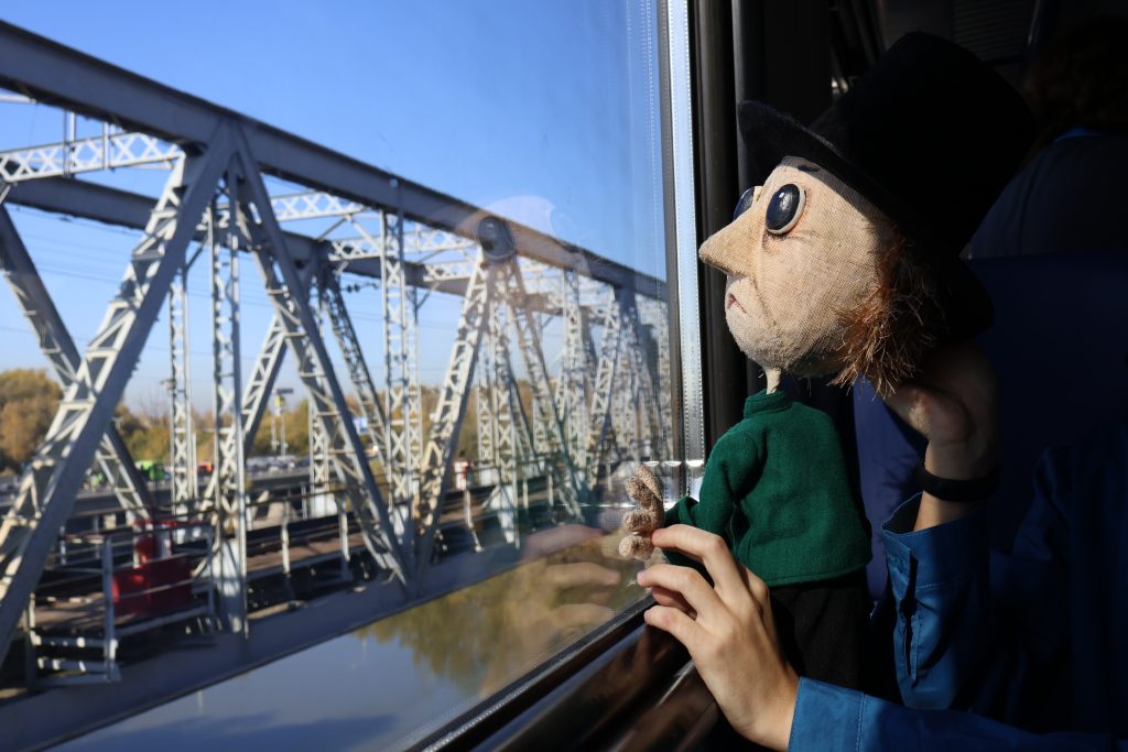 =Город, рожденный железной дорогой