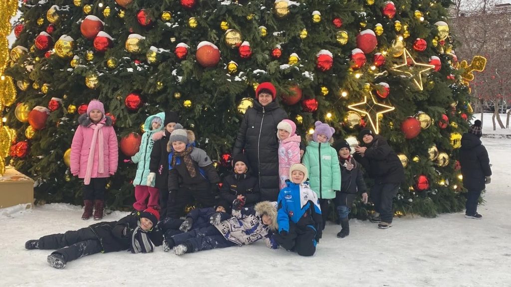 =Новосибирск в свете новогодних огней